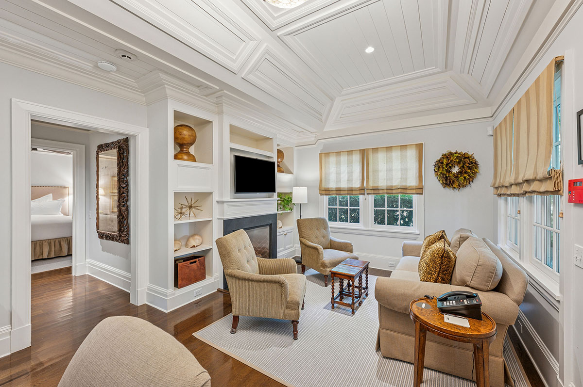 143-The Carriage House 1770 House 2940 Luxury inn and dining destination in the Hamptons