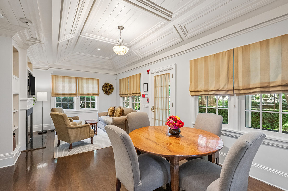 149-The Carriage House 1770 House 2960 Luxury inn and dining destination in the Hamptons