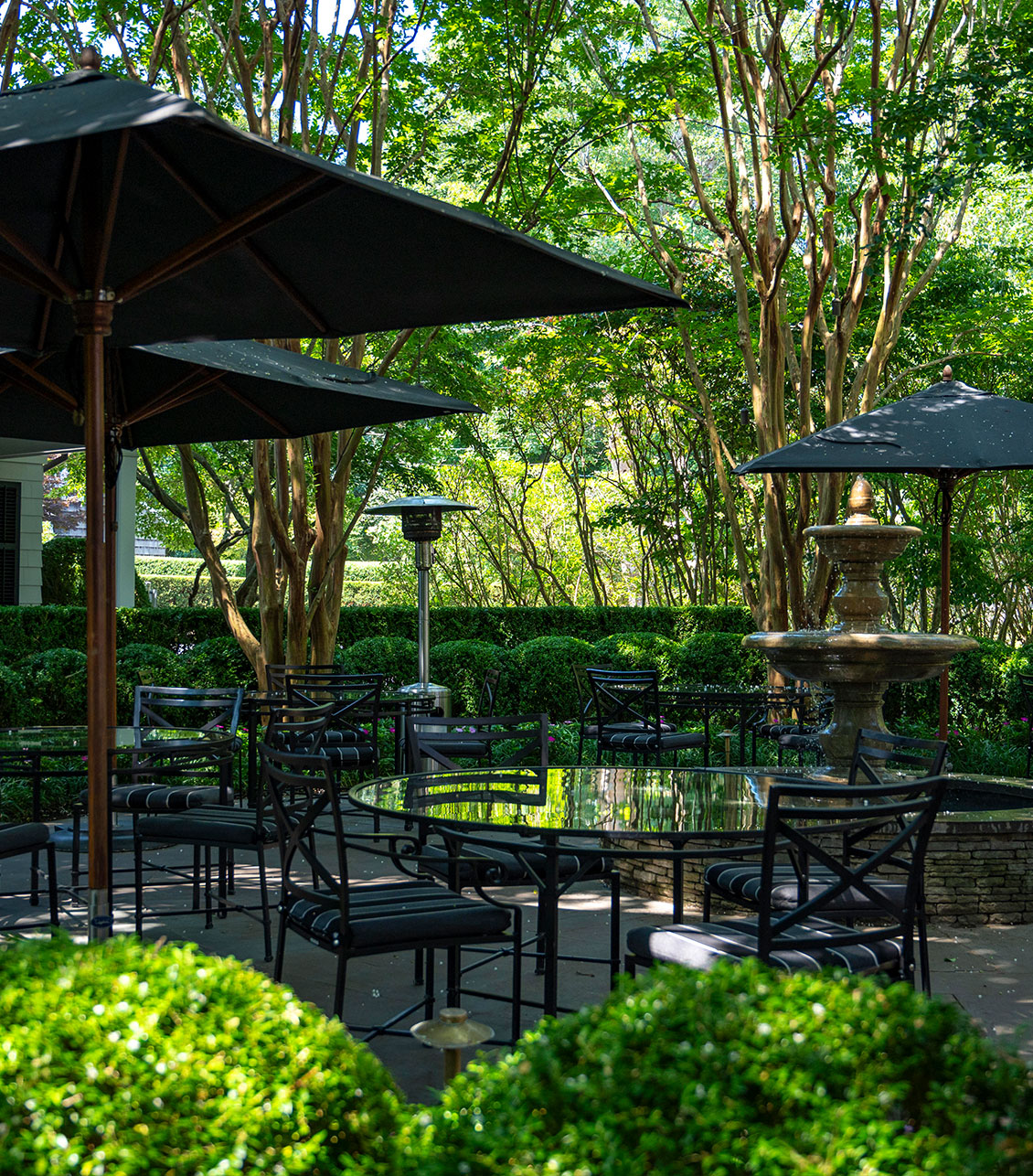 High-end dining and overnight accommodations in the Hamptons