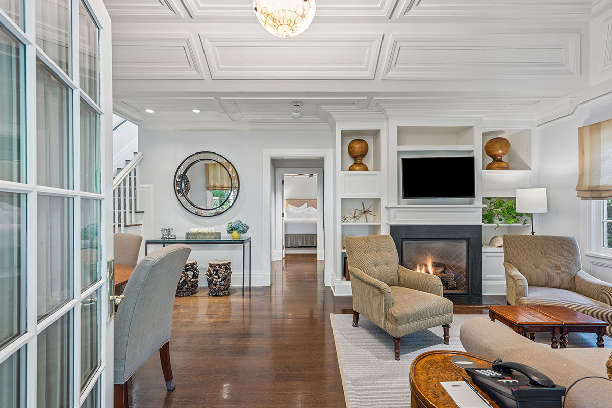 Luxury inn and dining destination in the Hamptons