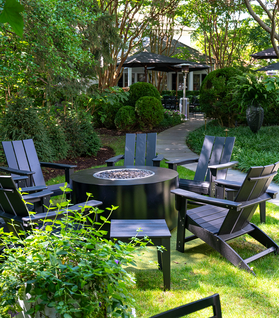 Hamptons inn offering refined dining and accommodations