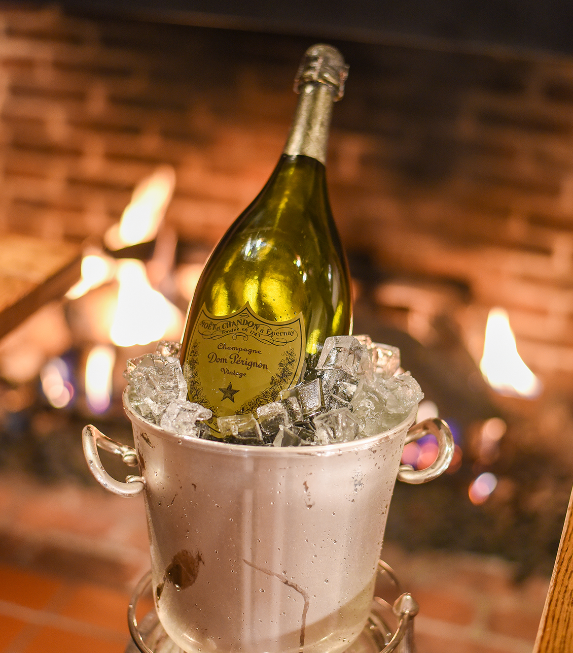 Hamptons inn offering refined dining and accommodations