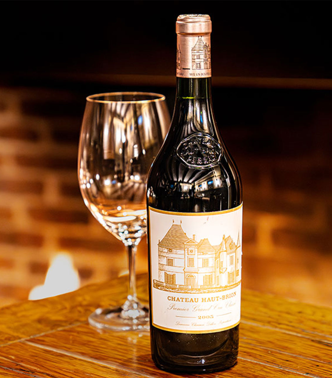 Upscale restaurant and boutique inn experience in the Hamptons