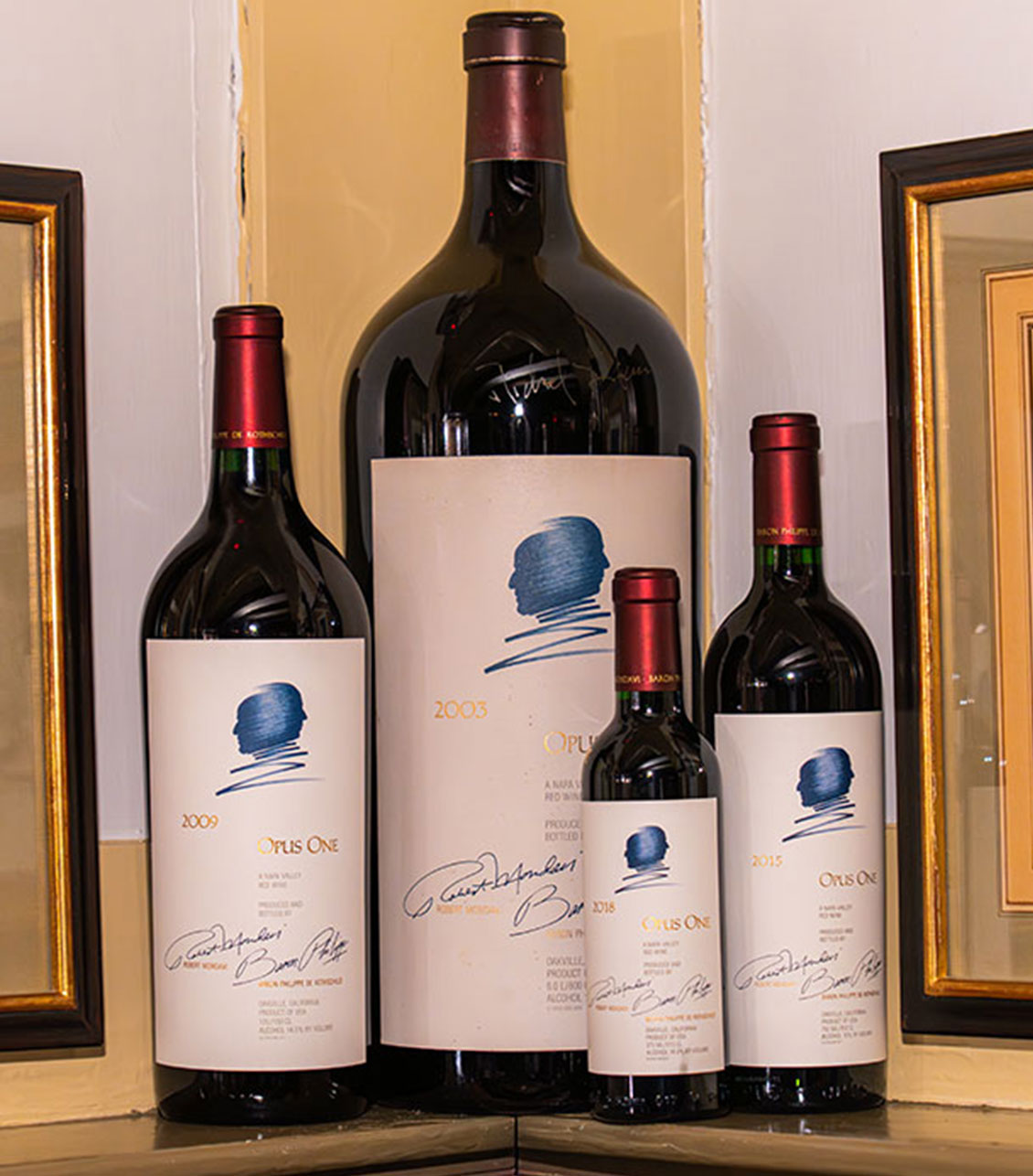 Upscale restaurant and boutique inn experience in the Hamptons